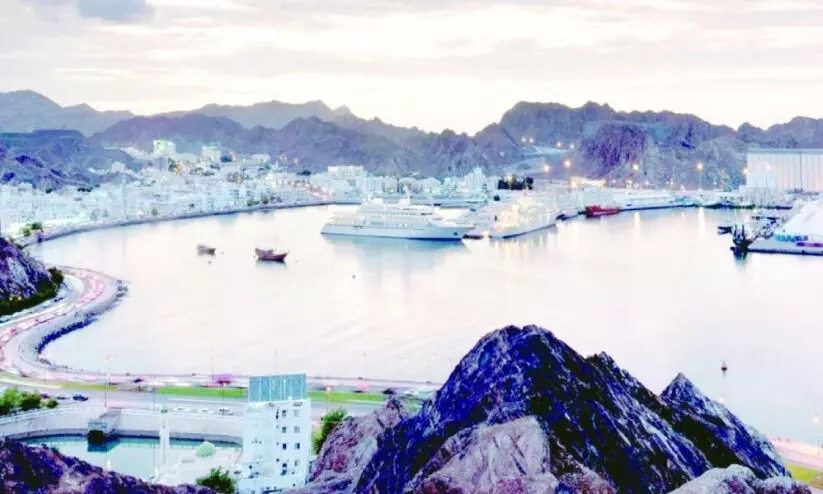 മത്ര സുൽത്താൻ ഖാബൂസ് തുറമുഖത്ത് സേവനങ്ങൾ മെച്ചപ്പെടുത്തുന്നു മത്ര സുൽത്താൻ ഖാബൂസ് തുറമുഖത്ത് സേവനങ്ങൾ മെച്ചപ്പെടുത്തുന്നു