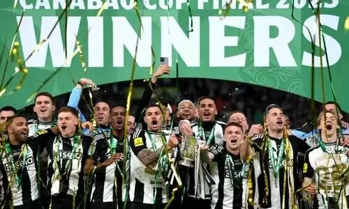 56 വർഷത്തെ കാത്തിരിപ്പിന് അവസാനം; ലിവർപൂളിനെ അട്ടിമറിച്ച് ന്യൂകാസിലിന് കരബാവോ കപ്പ് കിരീടം 56 വർഷത്തെ കാത്തിരിപ്പിന് അവസാനം; ലിവർപൂളിനെ അട്ടിമറിച്ച് ന്യൂകാസിലിന് കരബാവോ കപ്പ് കിരീടം