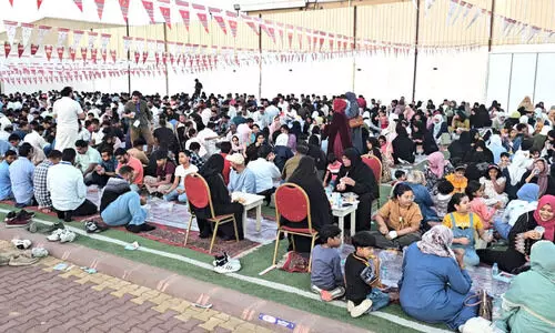 സൗ​ഹാ​ർ​ദ​ത്തി​​ന്റെ സം​ഗ​മ​മാ​യി ‘മി​അ’​യു​ടെ ‘നോ​മ്പൊ​ർ​പ്പി​ക്ക​ൽ’