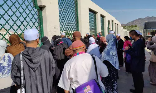 17ാം രാ​വി​ൽ ബ​ദ്ർ യു​ദ്ധസ്മ​ര​ണ​യി​ൽ വി​ശ്വാ​സി​ക​ൾ