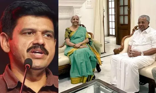 കേരളത്തിലെ ബി.ജെ.പിക്കാർ വെറും ഉണ്ണാക്കന്മാർ, പിണറായി വിജയനും ബി.ജെ.പി കേന്ദ്ര നേതൃത്വവും തമ്മിൽ അന്തർധാരയുണ്ട് -സന്ദീപ് വാര്യർ കേരളത്തിലെ ബി.ജെ.പിക്കാർ വെറും ഉണ്ണാക്കന്മാർ, പിണറായി വിജയനും ബി.ജെ.പി കേന്ദ്ര നേതൃത്വവും തമ്മിൽ അന്തർധാരയുണ്ട് -സന്ദീപ് വാര്യർ