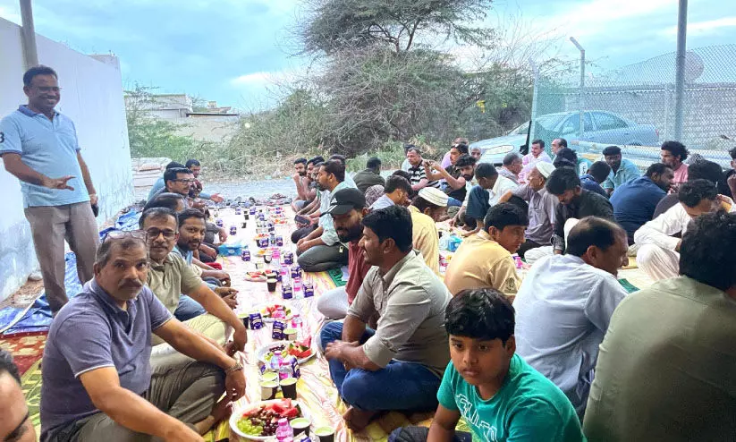 11ാം വർഷത്തിലും സഹദേവന്റെ ഇഫ്താര് സൗഹൃദം 11ാം വർഷത്തിലും സഹദേവന്റെ ഇഫ്താര് സൗഹൃദം