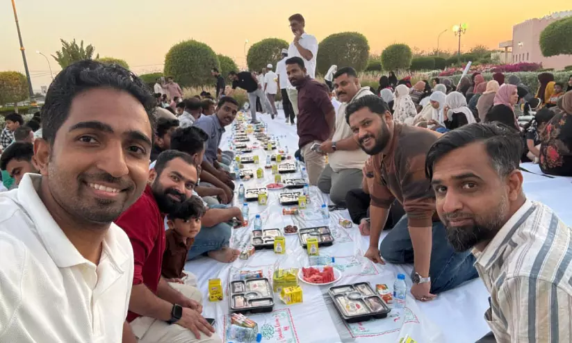 കുറ്റ്യാടി കൂട്ടായ്മ ഗ്രാന്ഡ് ഇഫ്താര് സംഘടിപ്പിച്ചു കുറ്റ്യാടി കൂട്ടായ്മ ഗ്രാന്ഡ് ഇഫ്താര് സംഘടിപ്പിച്ചു