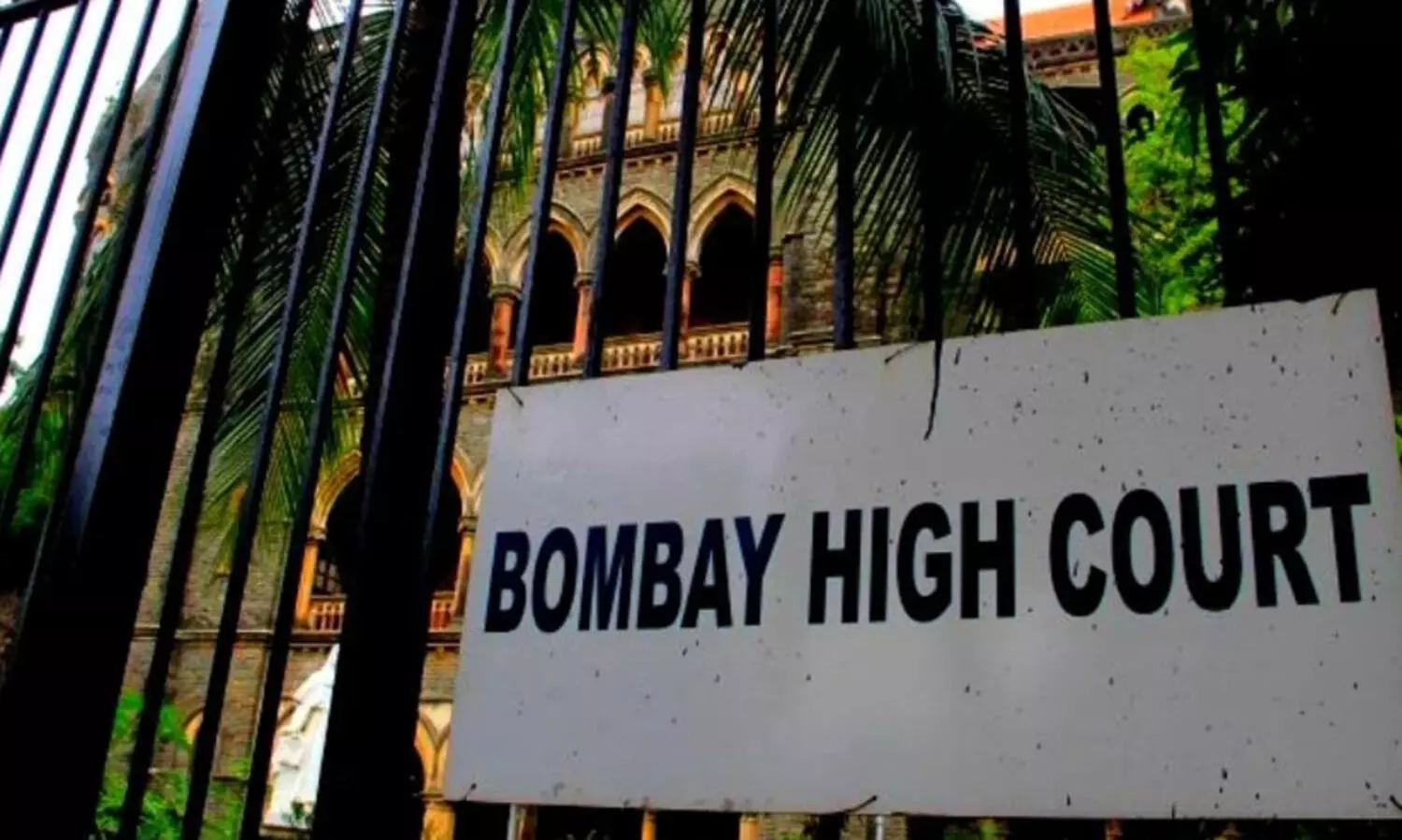 അഞ്ചുലക്ഷം രൂപ തന്നാൽ എല്ലാം സെറ്റാക്കാം; പ്രതിയിൽ നിന്ന് കൈക്കൂലി ആവശ്യപ്പെട്ട ജഡ്ജിയുടെ ജാമ്യാപേക്ഷ തള്ളി മുംബൈ ഹൈകോടതി