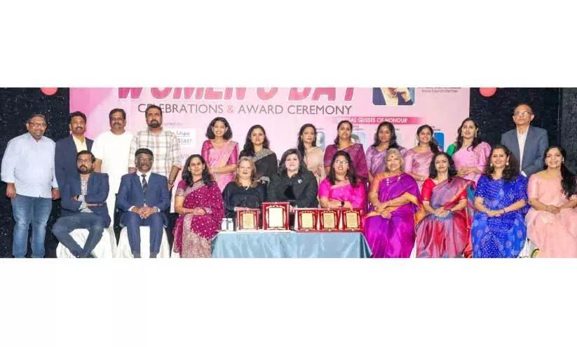 കെ.​സി.​എ വ​നി​ത​ദി​നാ​ഘോ​ഷം