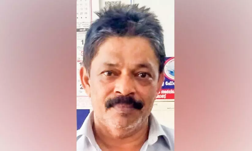 അ​യ​ൽ​വാ​സി​യു​ടെ ത​ല​ക്ക​ടി​ച്ച മ​ധ്യ​വ​യ​സ്ക​ൻ റി​മാ​ൻ​ഡി​ൽ