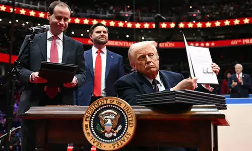 ട്രംപിന് തിരിച്ചടി; ട്രാൻസ്ജന്റർമാരെ സൈന്യത്തിലെടുക്കുന്നത് തടഞ്ഞ ഉത്തരവിനെതിരെ കോടതി