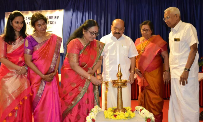 വാരിയർ സമാജം വനിതാ ദിനാഘോഷം വാരിയർ സമാജം വനിതാ ദിനാഘോഷം