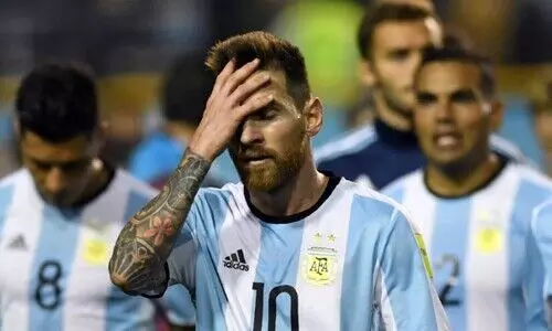 മെസ്സിയും മാർട്ടിനെസുമില്ല, മഞ്ഞ കാർഡ് കണ്ടാൽ ആറ് താരങ്ങൾ പുറത്താകും; ലോകകപ്പ് യോഗ്യത പോരിൽ അർജന്റീനക്ക് ആശങ്ക മെസ്സിയും മാർട്ടിനെസുമില്ല, മഞ്ഞ കാർഡ് കണ്ടാൽ ആറ് താരങ്ങൾ പുറത്താകും; ലോകകപ്പ് യോഗ്യത പോരിൽ അർജന്റീനക്ക് ആശങ്ക