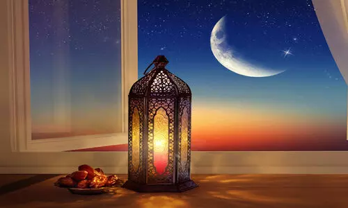 ഇ​സ്തം​ബൂ​ളി​ലെ നോ​മ്പോ​ർ​മ​ക​ൾ