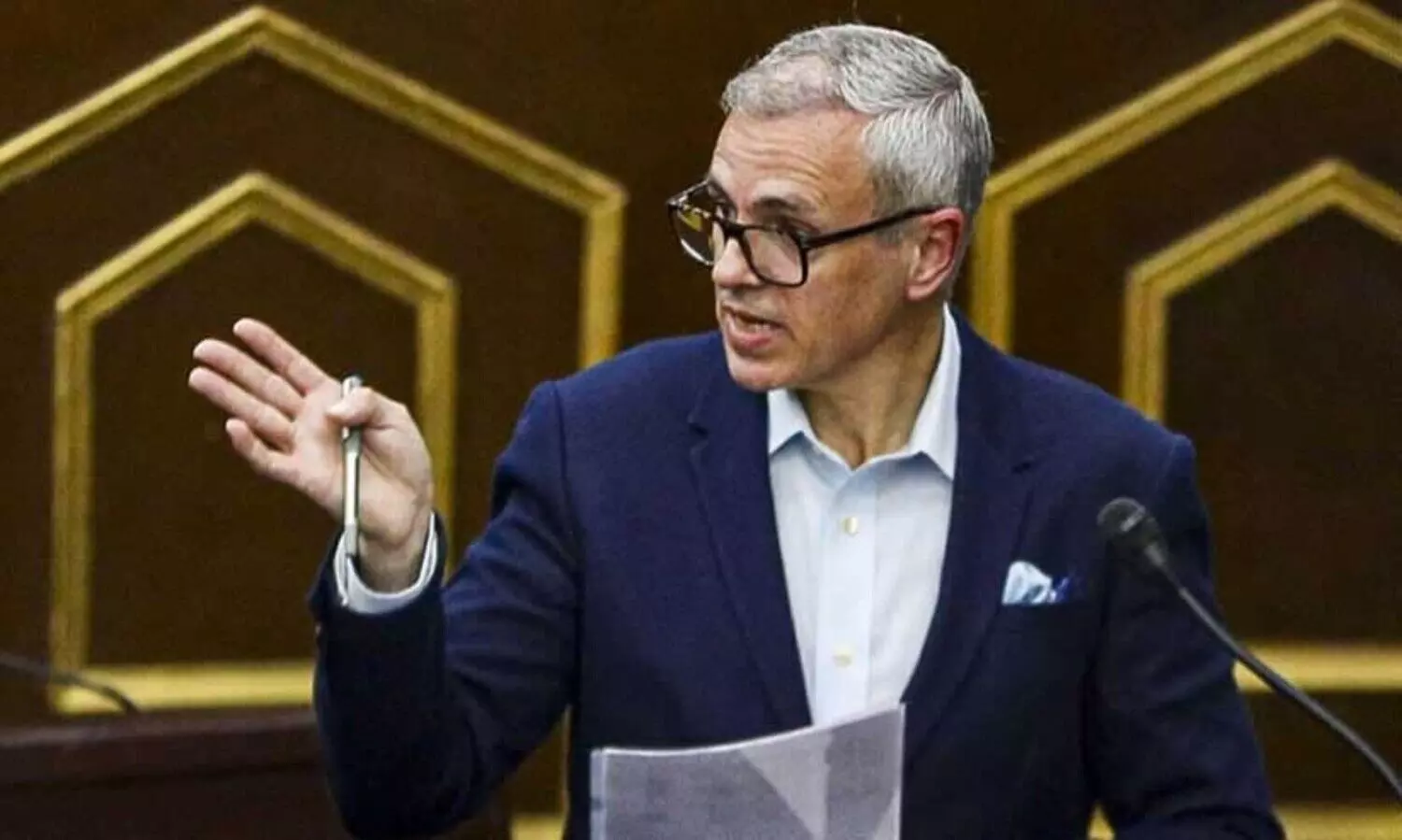 കുറ്റവാളികളുടെ ബന്ധുക്കളെ അന്യായമായി ഉന്നമിടുന്നു; കശ്മീർ സി.ഐ.ഡിക്കെതിരെ ഉമർ അബ്ദുല്ല