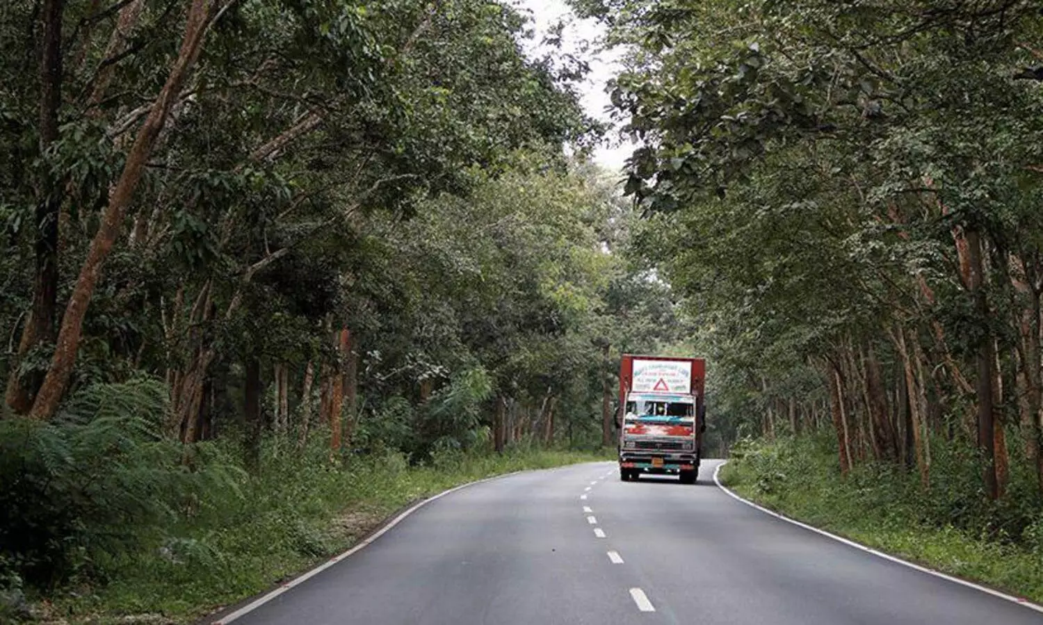ദേശീയപാത 766 പൂർണമായും അടക്കണമെന്ന് കർണാടക; പ്രായോഗികമല്ലെന്ന് എ.കെ ശശീന്ദ്രൻ