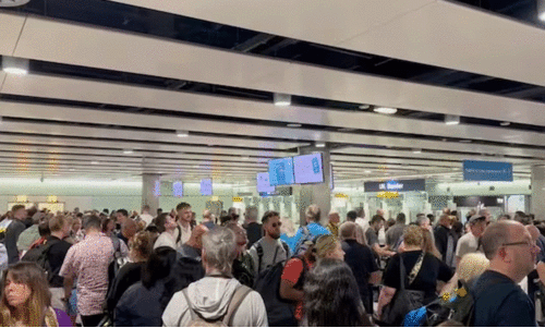 തീപിടിത്തത്തെ തുടർന്ന് അടച്ചിട്ട ലണ്ടനിലെ ഹീത്രൂ വിമാനത്താവളം തുറന്നു