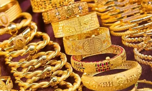 കുതിപ്പിനൊടുവിൽ സ്വർണ വിലയിൽ ഇടിവ് തുടരുന്നു