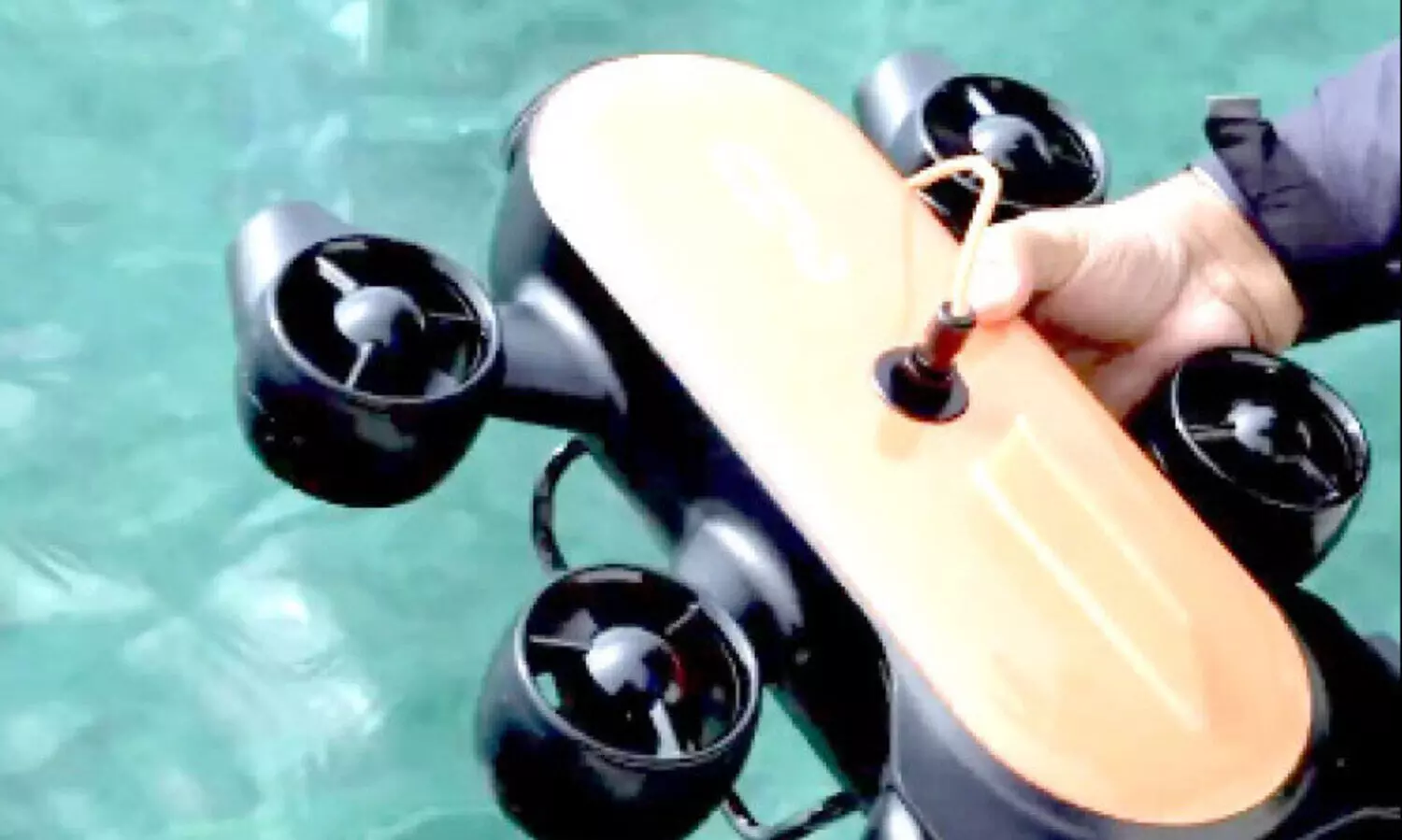 സ​മു​ദ്രാ​ന്ത​ർ പ​ഠ​ന​ത്തി​ന് അ​ണ്ട​ർ​വാ​ട്ട​ർ ഉ​പ​ക​ര​ണം