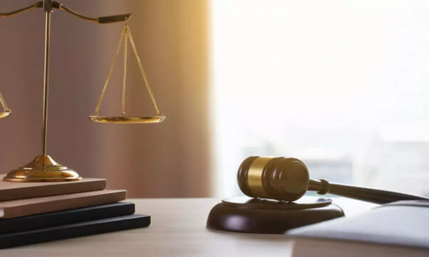 മുൻജീവനക്കാരന് 5 ലക്ഷംരൂപ നഷ്ടപരിഹാരം നൽകാൻ പഞ്ചാബ് നാഷണൽ ബാങ്കിനോട് ഉത്തരവിട്ട് ഹൈകോടതി