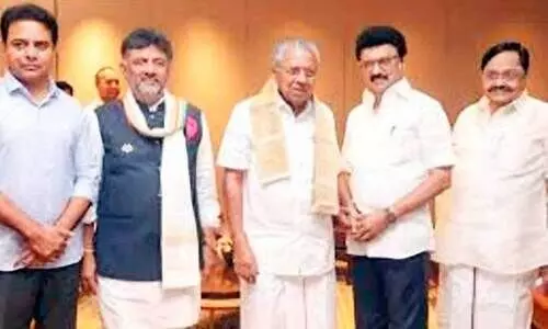 ഒ​ന്നാ​വു​ക, ഒ​റ്റ ലോ​ക്സ​ഭ സീ​റ്റും കു​റ​യാ​തി​രി​ക്കാ​ൻ -ഡി.​കെ.​എ​സ്