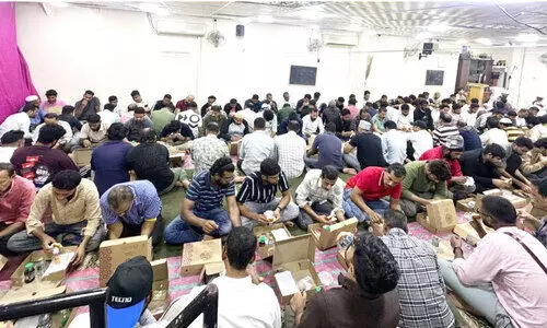 മ​നാ​മ സൂ​ഖി​ലെ തൊ​ഴി​ലാ​ളി​ക​ൾ​ക്ക് ആ​ശ്വാ​സ​മാ​യി ഐ.​സി.​എ​ഫ് സ​മൂ​ഹ നോ​മ്പു​തു​റ