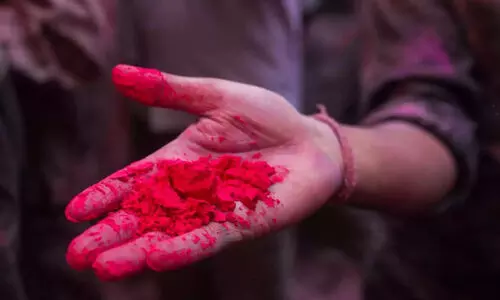 ചോ​ര​ക​ണ്ടാ​ൽ ചി​രി​ക്കും കാ​ലം