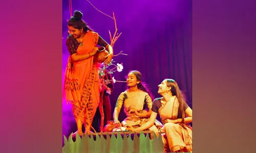 ക​ലാ​ല​യ​നാ​ട​ക​ങ്ങ​ളു​ടെ പു​ന​രാ​ഖ്യാ​ന​ങ്ങ​ൾ