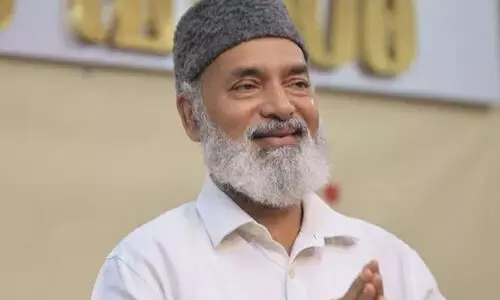 ഉദ്യോഗസ്ഥന്മാർ ഇങ്ങനെയാവണം... -തിരുവനന്തപുരം വിമാനത്താവളത്തിലെ അനുഭവം പറഞ്ഞ് ഹുസൈൻ മടവൂർ