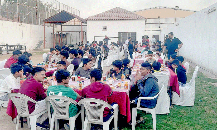 ത​റ​വാ​ട് കു​ടും​ബ കൂ​ട്ടാ​യ്മ ഇ​ഫ്താ​ർ സം​ഗ​മം ന​ട​ത്തി