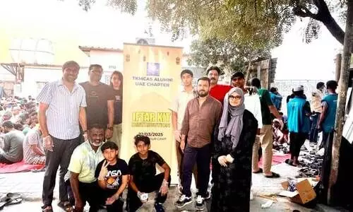 ഇ​ഫ്താ​ർ കി​റ്റ്​ വി​ത​ര​ണം