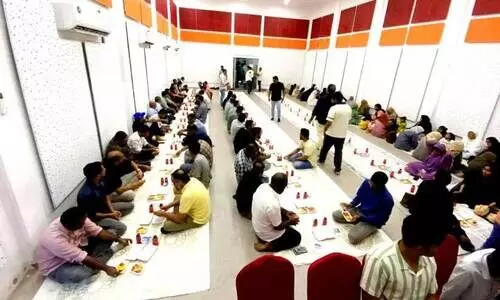 ചാ​വ​ക്കാ​ട് അ​സോ​സി​യേ​ഷ​ൻ ഇ​ഫ്താ​ർ സം​ഗ​മം