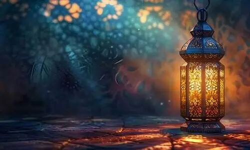 സു​ബ്ഹ് ബാ​ങ്ക് കൊ​ടു​ത്തു, നോ​മ്പ് തു​റ​ന്നു ​