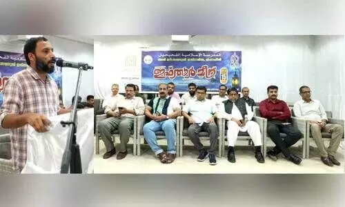 ഫ​ഹാ​ഹീ​ൽ അ​ൽ മ​ദ്റ​സ​ത്തു​ൽ ഇ​സ് ലാ​മി​യ ഇ​ഫ്താ​ർ  മീ​റ്റ് സംഘടിപ്പിച്ചു