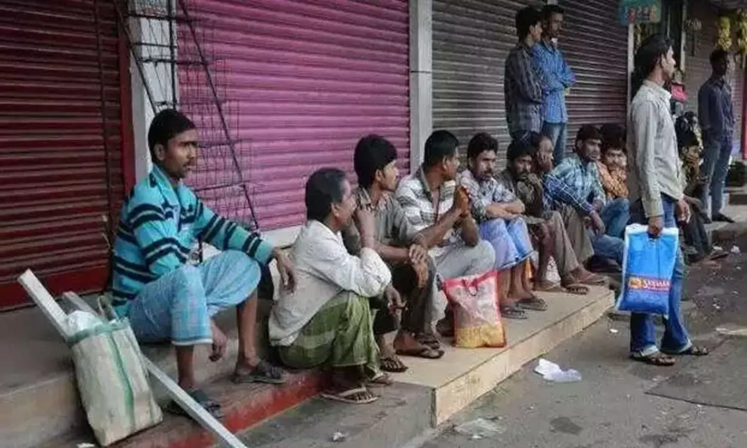 അതിഥി തൊഴിലാളികൾക്ക് ലഭിക്കേണ്ട ആനുകൂല്യങ്ങൾ നിഷേധിച്ചുവെന്ന് സി.എ.ജി