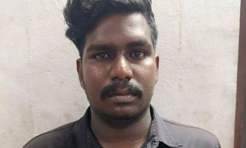 വായ്പാ തിരിച്ചടവ് മുടങ്ങിയതിന് വീട്ടിൽ കയറി ആക്രമണം; സ്വകാര്യ സ്ഥാപനത്തിലെ ജീവനക്കാരൻ അറസ്റ്റിൽ വായ്പാ തിരിച്ചടവ് മുടങ്ങിയതിന് വീട്ടിൽ കയറി ആക്രമണം; സ്വകാര്യ സ്ഥാപനത്തിലെ ജീവനക്കാരൻ അറസ്റ്റിൽ