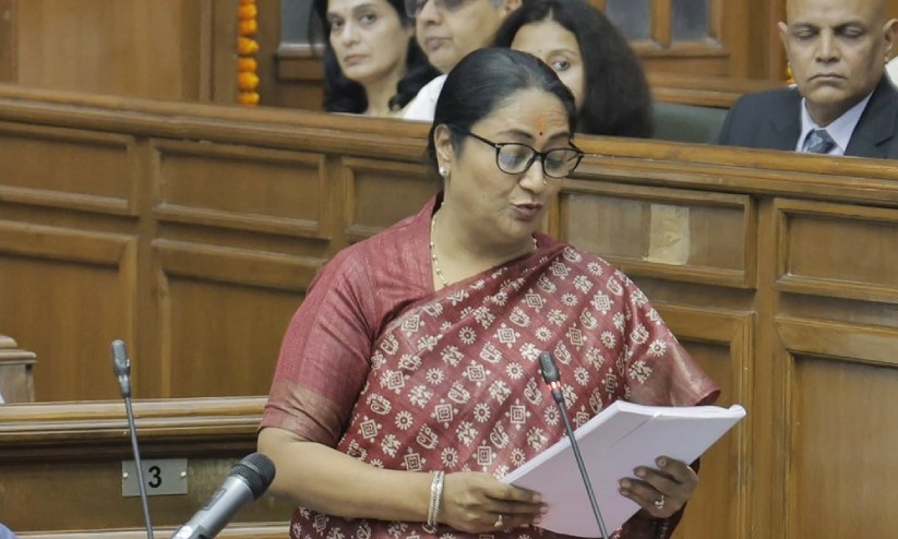 Madhya Rekha ഡൽഹിക്ക് ല ക്ഷം കോ ടിയുടെ ബജറ്റുമായി രേ ഖ ഗു പ്ത | Delhi govt presents ...
