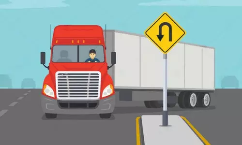 ട്രാ​ഫി​ക്​ നി​യ​മ​ലം​ഘ​നം; 460 വി​ദേ​ശ ട്ര​ക്കു​ക​ൾ പി​ടി​കൂ​ടി