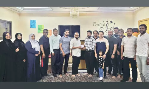 ഖ​ലീ​ൽ പാ​ലോ​ടി​ന് യാ​ത്ര​യ​യ​പ്പ് ന​ൽ​കി