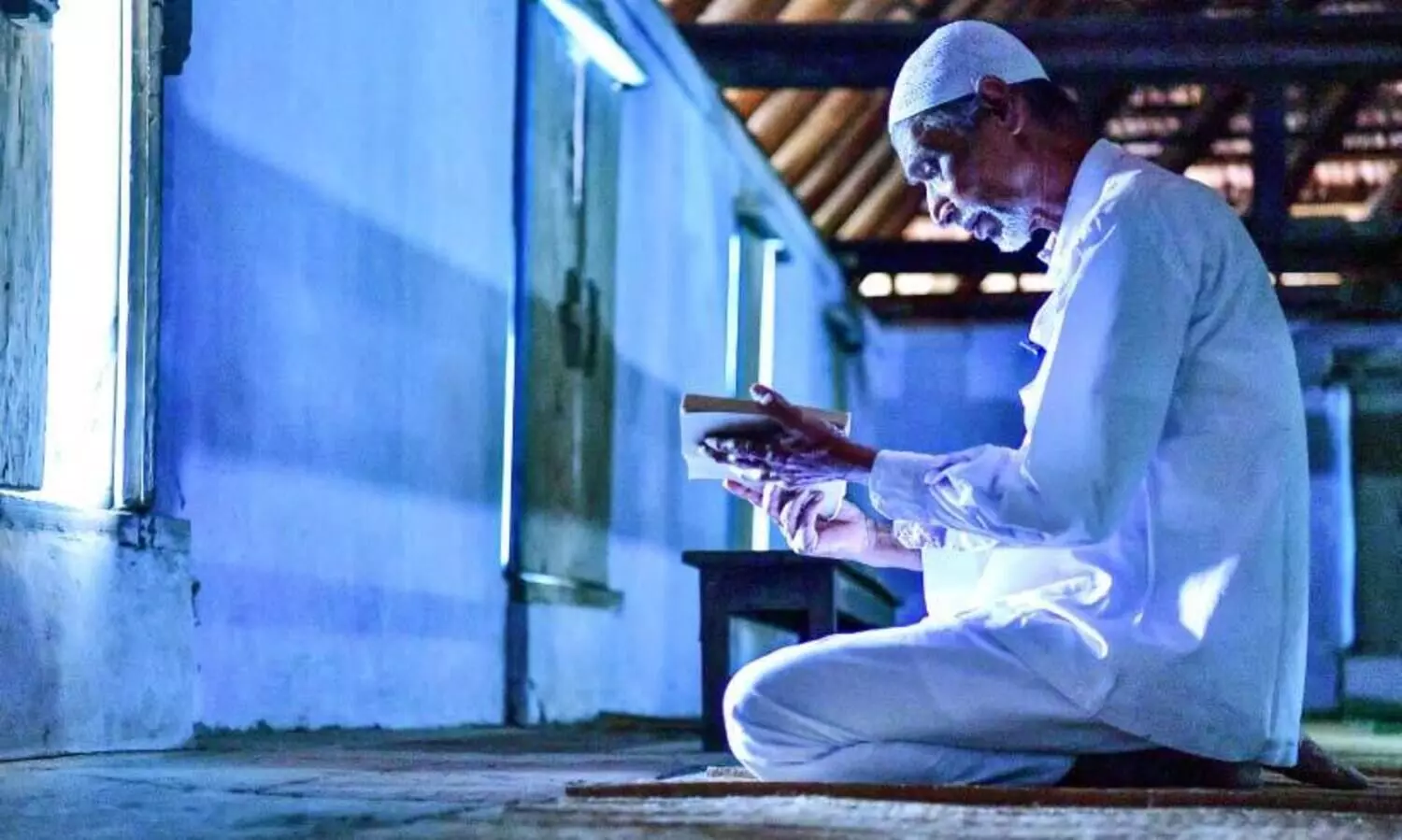 എരിവേനൽ ചൂടിലും തളരാതെ വിശ്വാസികൾ