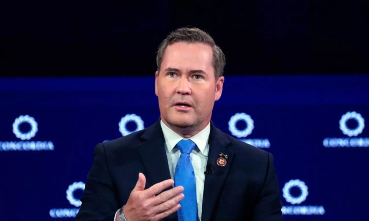 യു​​ദ്ധ​​ത​ന്ത്ര​ങ്ങ​ൾ ചോ​ർ​ന്ന സം​ഭ​വം: ഉ​ത്ത​ര​വാ​ദി​ത്തം ഏ​റ്റെ​ടു​ത്ത് ട്രം​പി​ന്റെ സു​ര​ക്ഷാ ഉ​പ​ദേ​ഷ്ടാ​വ്