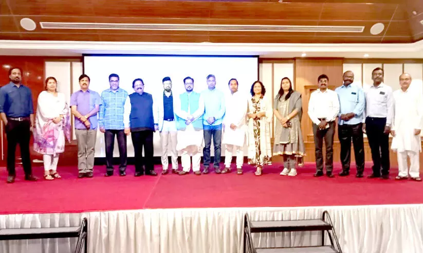 ഇ​ന്ത്യ​ൻ ഓ​വ​ർ​സീ​സ് കോ​ൺ​ഗ്ര​സ് ഒ​മാ​ൻ ഗ്രാ​ൻ​ഡ് ഇ​ഫ്താ​ർ സം​ഗ​മം