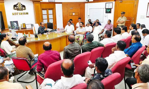 ഒടുവിൽ പ്രതിസന്ധി നീങ്ങി; നെല്ല് സംഭരണം പുനരാരംഭിക്കും