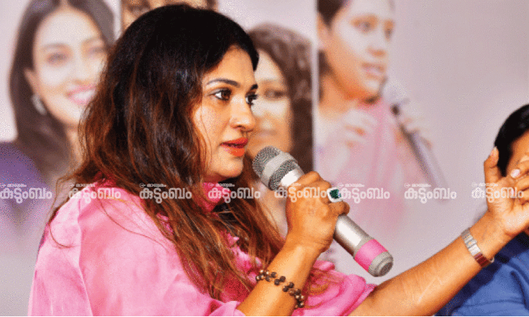 ജീവിതത്തിൽ സ്വയം തീരുമാനങ്ങളെടുക്കാൻ പെൺകുട്ടികൾ പഠിക്കണം -തനൂറ ശ്വേത മേനോൻ