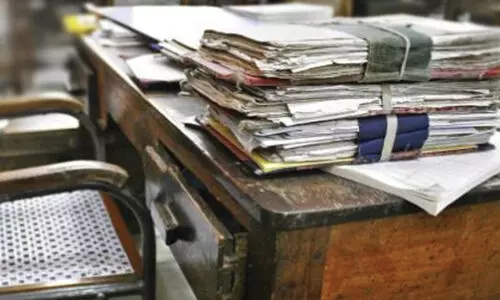 മാ​റ്റു​ം, ആ​ശ്രി​ത നി​യ​മ​ന​​ം; എ​യ്ഡ​ഡ് ജീ​വ​ന​ക്കാ​ര്‍ക്ക്​ അ​ര്‍ഹ​ത​യി​ല്ല