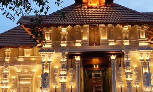 ജാതിവിവേചനം നേരിട്ട ബാലു കൂടൽമാണിക്യം ക്ഷേ​ത്രത്തിലെ കഴകം തസ്തികയിൽ തന്നെ തുടരുമെന്ന് ദേവസ്വംബോർഡ്