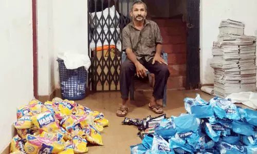 2900 പാ​ൻ​മ​സാ​ല പാ​ക്ക​റ്റു​ക​ളു​മാ​യി യു​വാ​വ് പി​ടി​യി​ൽ