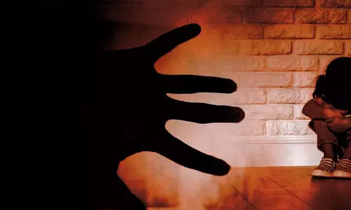 അയൽവീട്ടിലെ ​കുട്ടികളോടൊപ്പം കളിച്ച മക്കളെ ക്രൂരമായി മർദിച്ച പാസ്‌റ്റർ അറസ്‌റ്റിൽ; 8 മാസം പ്രായമുള്ള കുഞ്ഞിന് ഉൾപ്പെടെ മർദനമേറ്റു