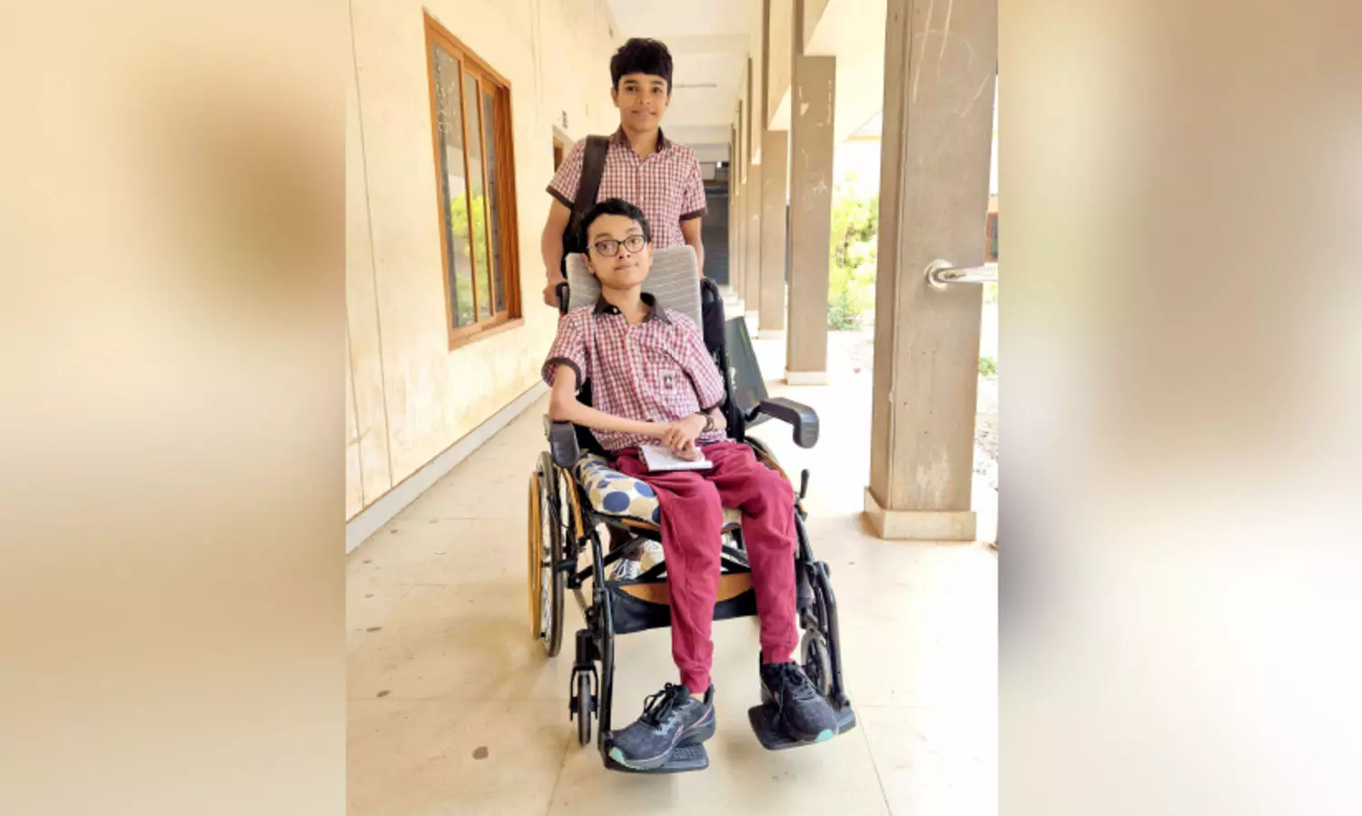 ആത്മവിശ്വാസത്തോടെ പരീക്ഷയെഴുതി; അഷ്ഫിൻ ഇന്ന് വിദേശത്തേക്ക്