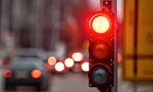 ഗതാഗത നി​യ​മ​ലം​ഘ​നം; കഴിഞ്ഞ വർഷം ന​ട​ന്ന​ത് 271 റോഡപകടങ്ങൾ