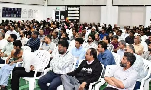 ഒ​രു​മ​യു​ടെ സ​ന്ദേ​ശ​വു​മാ​യി സൗ​ഹൃ​ദ ഇ​ഫ്താ​റു​ക​ൾ