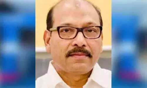 സ​ന്ദ​ർ​ശ​ന​വി​സ​യി​ലെ​ത്തി​യ കോ​ഴി​ക്കോ​ട്​ സ്വ​ദേ​ശി നി​ര്യാ​ത​നാ​യി