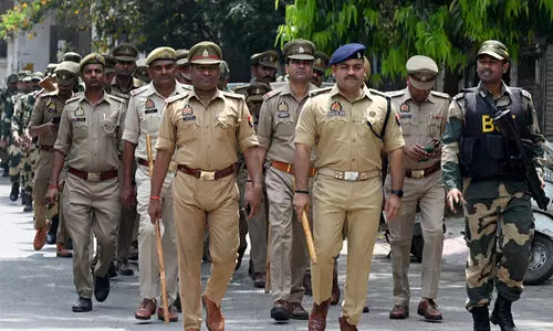 ഈദിന് റോഡിൽ നമസ്കരിച്ചാൽ പാസ്​പോർട്ടും ഡ്രൈവിങ് ലൈസൻസും റദ്ദാക്കും -യു.പി ​പൊലീസ്