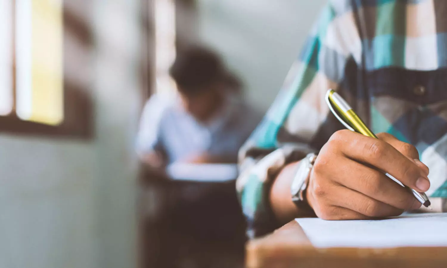 പ്ലസ്ടു പരീക്ഷക്കിടയിൽ ആൾമാറാട്ടം; ബിരുദ വിദ്യാർത്ഥി അറസ്റ്റിൽ